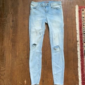 Timmy Hilfiger Distressed Jeggings
